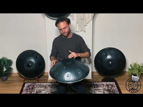 Ein Handpan-Spieler spielt ein wunderschön gefertigtes Eclipse E Celtic Minor / Amara Handpan mit 9 Tonfeldern.